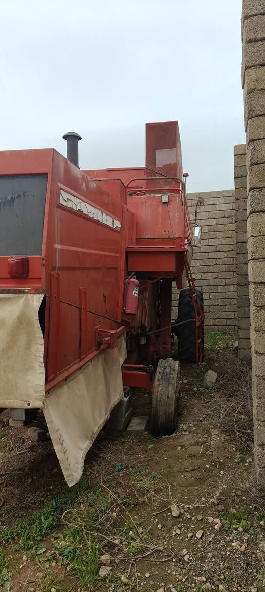 حاصده فوركسن لبيع موديل 91 نضيف مكان موصل رقم موبايل ***********/اسيا ***********
