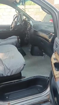 عيني ستاركس موديل 2006للبيع محرك نضيف كير اكسن تخم تاير السعر 80وبيها ...