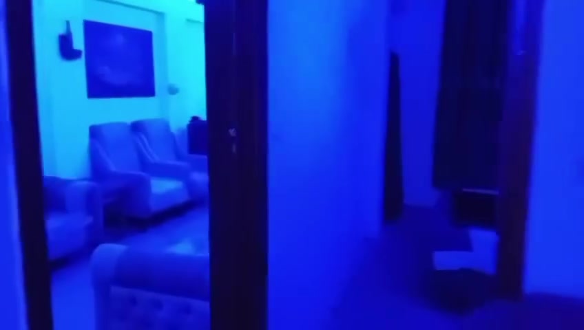 شقه شبابيه غرفتين وصاله موثثه كامل في الغدير 
أريد أبيع لأغراض وشق إيجاره ٦٥٠ والغراض البيع 

***********
