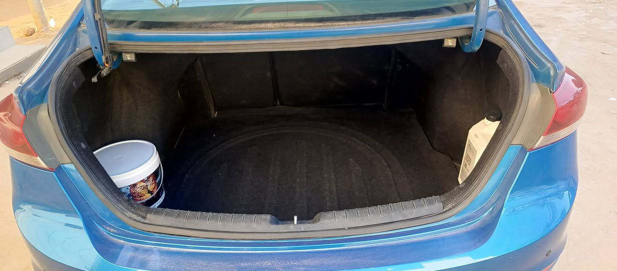 سلام عليكم
سياره النترا 2017امريكي 
بيه قبق جنطه و جاملغ امامي صوب السايق مبدلات 
والباقي كفاله سياره جديد رقم اربيل مواصفات نص فول 
السياره بسمي 
شوكت ما يعجبك اداور سعر 125 وبيه مجال بصيط 
مكاني كربلاء حي العباس

‏‪***********‬‏
رقمي كربلاء, العراق
