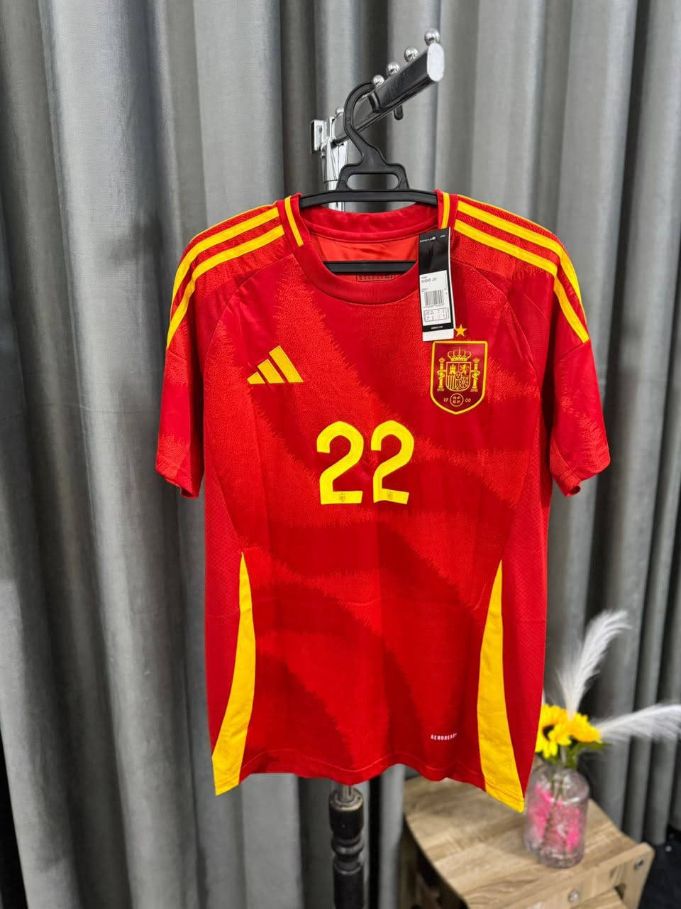 السلام عليكم عندي ٢٥قطعه دريسات كلهن ماركات عالمية جديدة أديداس ونايك وبومه سعر القطعه ٥


**إذا كنت صاحب هذا الإعلان وتريد حذفه لأي سبب، رجاءا أرسل رسالة إلى الدعم الفني**