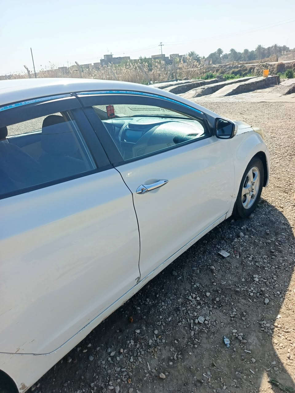 ‏السلام عليكم
‏للبيع  النترا 2012 خليجي
‏ضررها جاملغ ايسر امامي والجاملغ الايمن  
‏
‏منضومة تبريد ثلج 
‏ 
‏
‏رقم مثنى بأسمي 
‏السعر 85$ ورقة 
‏رقمي /‪***********‬ عنواني ديوانيه
