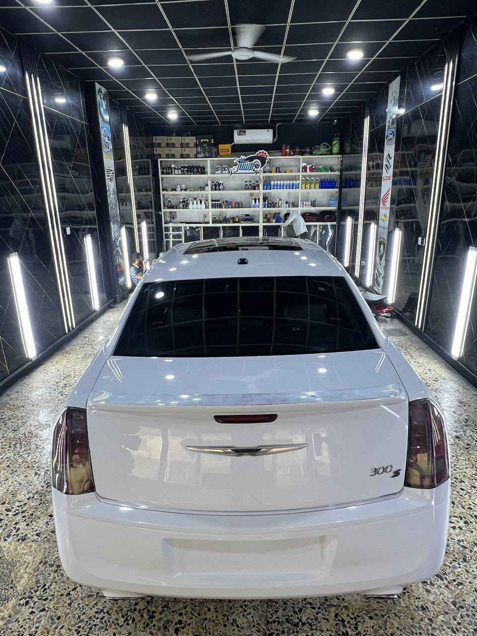 السلام عليكم اوباما موديل 2013 سياره بالكرتون جير مكينه اكس الحداده بالكرتون السياره جاهزه قبل للشارع سياره اصوليه رقم انجليزي بغداد تحويل مكان البصره السعر 160 وبيها مجال‏‪0771 071 4975‬‏
