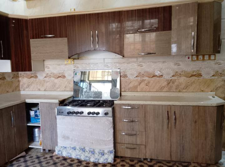 سلام عليكم كاونتر للبيع مستعمل طابقين
في كربلاء المقدسة حي السلام قرب مدارس العتبات للستفسار الاتصال على رقم ***********
