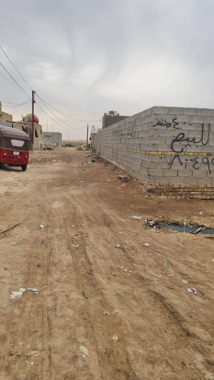 مكلف بالنشر 
#اعلان بيع ...
قطعة ارض زراعيه للبيع مقابل المعارض داخل الفرع ركن على شارعين المساحة ٤٠٠ متر مربع للاستفسار الاتصال على الرقم ***********
