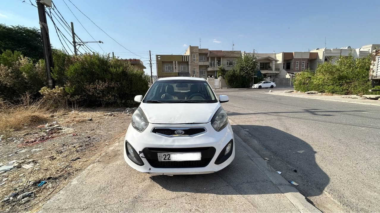 کیا پیکانتۆ ٢٠١٣ بێ سبوغ ٥-٦ تەعدیل مەکینەی ١.٣  ، ٤ پستن گێر و مەکینە و تەبریدی بێ کێشە ٦٧وەرقە و معامەلە
ماوەی رۆیشتن ١٢٤ هەزار کم

رقم ***********

كيا بيكانتو ٢٠١٣ بدون صبغ بي ٥-٦ مكان تعديل 
گير و مكينة و تبريد بدون مشكلة 
مكينة ١.٣   ، ٤ سلندر سعر ٦٧ ورقة و بي مجال
ماشي ١٢٤ الف كم أربيل, العراق
