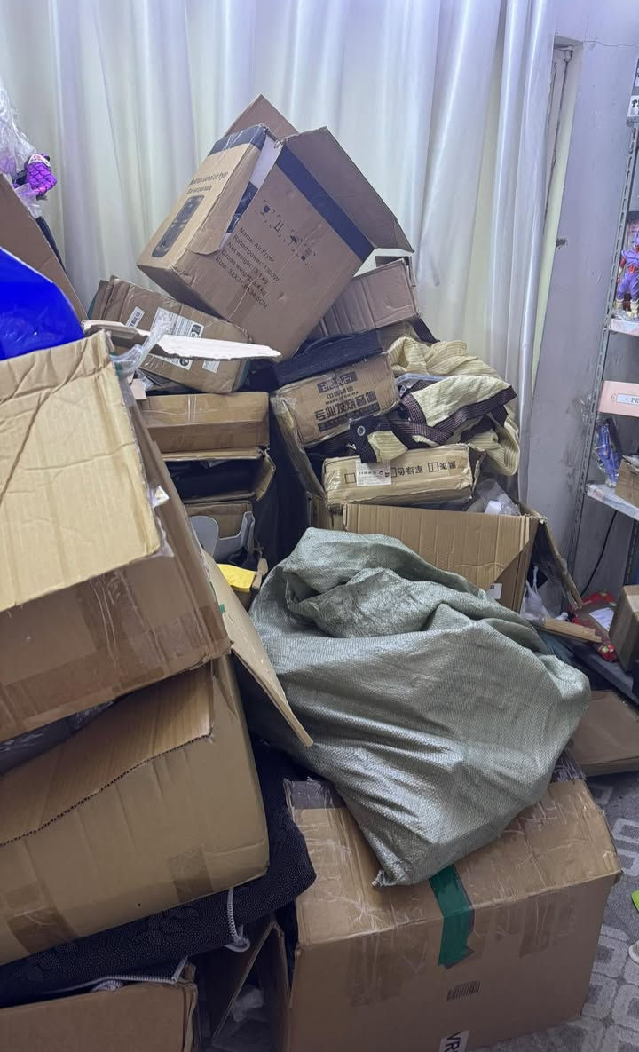 السلام عليكم غراض تنباع كلهه سوه تنشال
الكتروني منزلي اغراض سياره وتخييم واحذيه وملابس وبيهن خشن هم واكو أغراض بعد كراتين مموجوده بالصور
عندي جزء من الصور ماكدر اخذ صور لقطعه قطعه الي يريد يجي يشوفهم ويأخذهم مكان بغداد تفاصيل خاص الي ميشتري ليراسل رجاءآ


**إذا كنت صاحب هذا الإعلان وتريد حذفه لأي سبب، رجاءا أرسل رسالة إلى الدعم الفني**