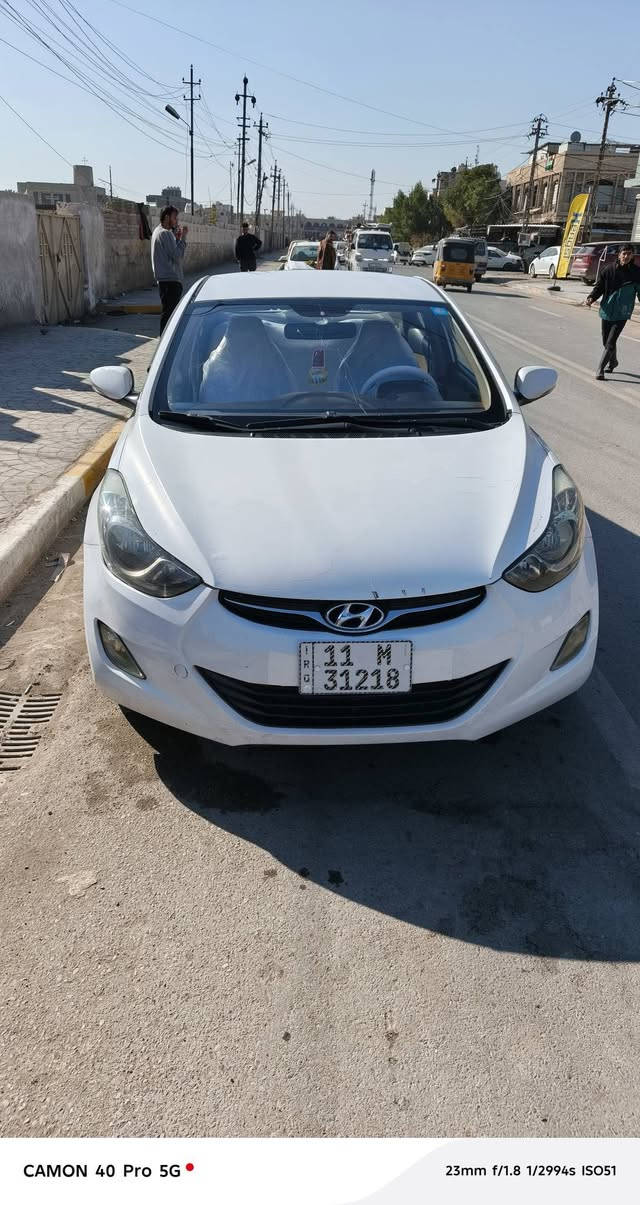 النترا خليجي 2013 مكفولة من الضربة بيها صبغ اثر تكشير والسونر مرفق ويه الصور مكينة 1800 السيارة مكينة كير خير من الله صدر كله جديد تدفه وتبريد كله شغال مانقصها برغي واحد السيارة جهازه من كل النواحي بكاني بغداد الدورة بنهاية شارع 60 السعر 113 وبيها مجال ***********
