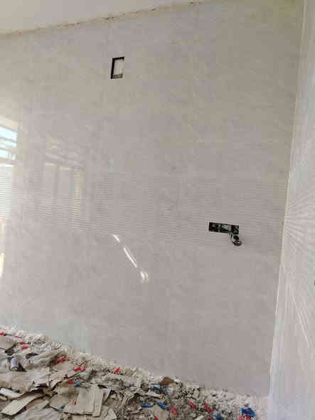 خلفه سيراميك جداري أو ارضى متفرغ حالين شغل عل ليزر درجه اول ***********
