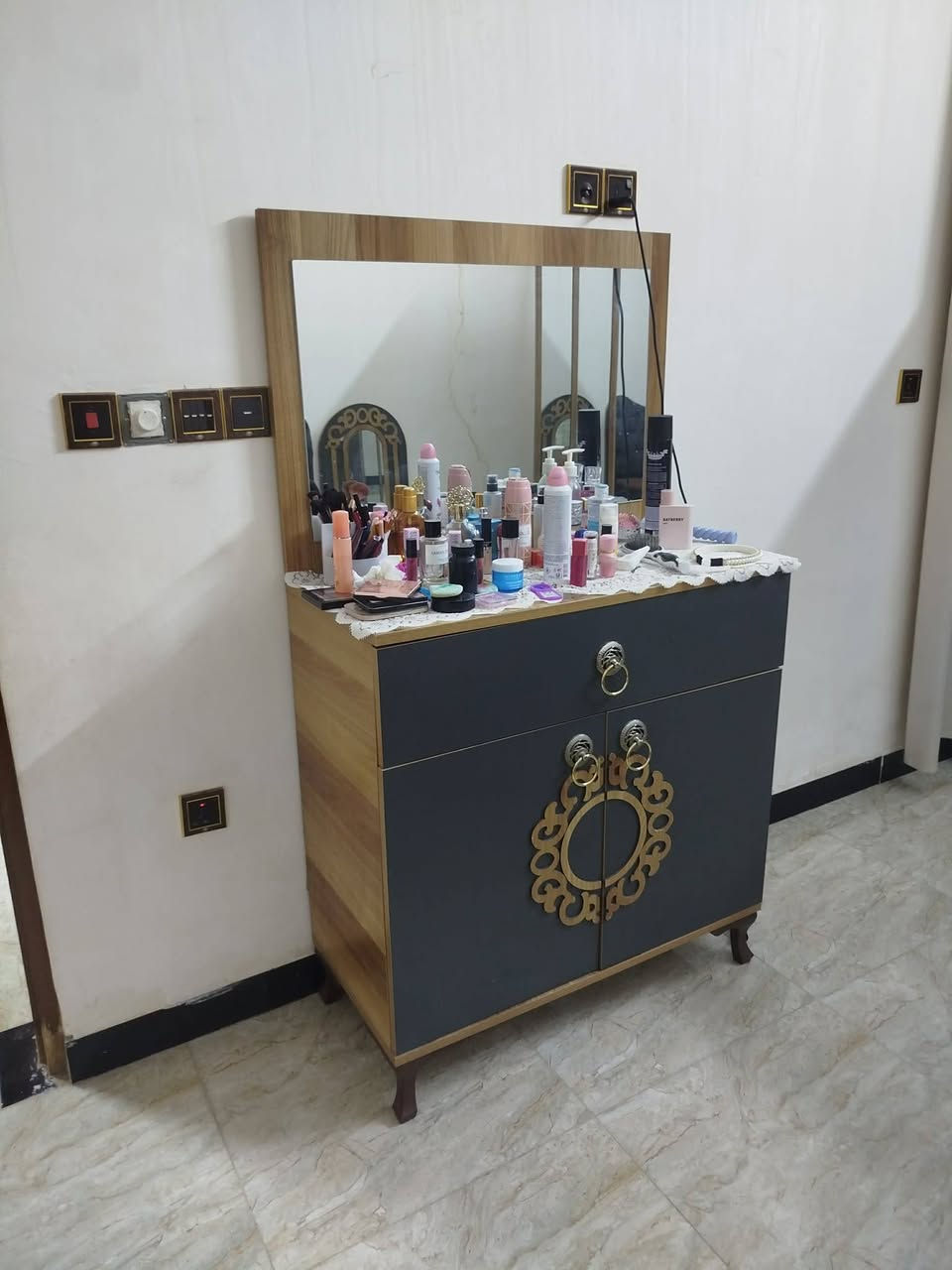 غرفه تركي جديدة مابيه ضرر سعرها 325وبيه مجال مكان بغداد


**إذا كنت صاحب هذا الإعلان وتريد حذفه لأي سبب، رجاءا أرسل رسالة إلى الدعم الفني**