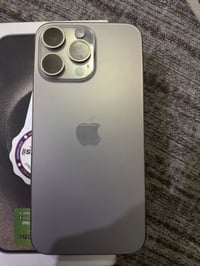 آيفون ١٥ برو ماكس • بطارية ٨١٪ • مكفول زلغ