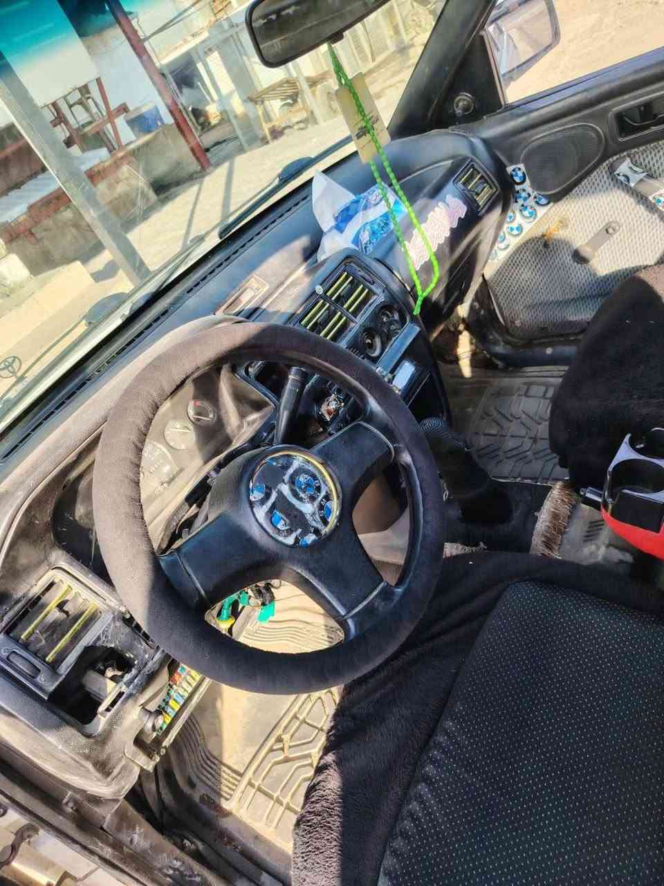 فۆرت سکۆرت استیشن مۆدێل 1991 بێ دەعم و صبوغ
تحویل و وەکالە بەشەرت، سەنەوی اصلی لەگەڵە . رەقەم کەرکوکە . مەکینەو گێڕی بێ کێشەیە ، تایەکانی نوێیە .
ژمارە مۆبایل 
زێن ***********
کۆرەک ***********
