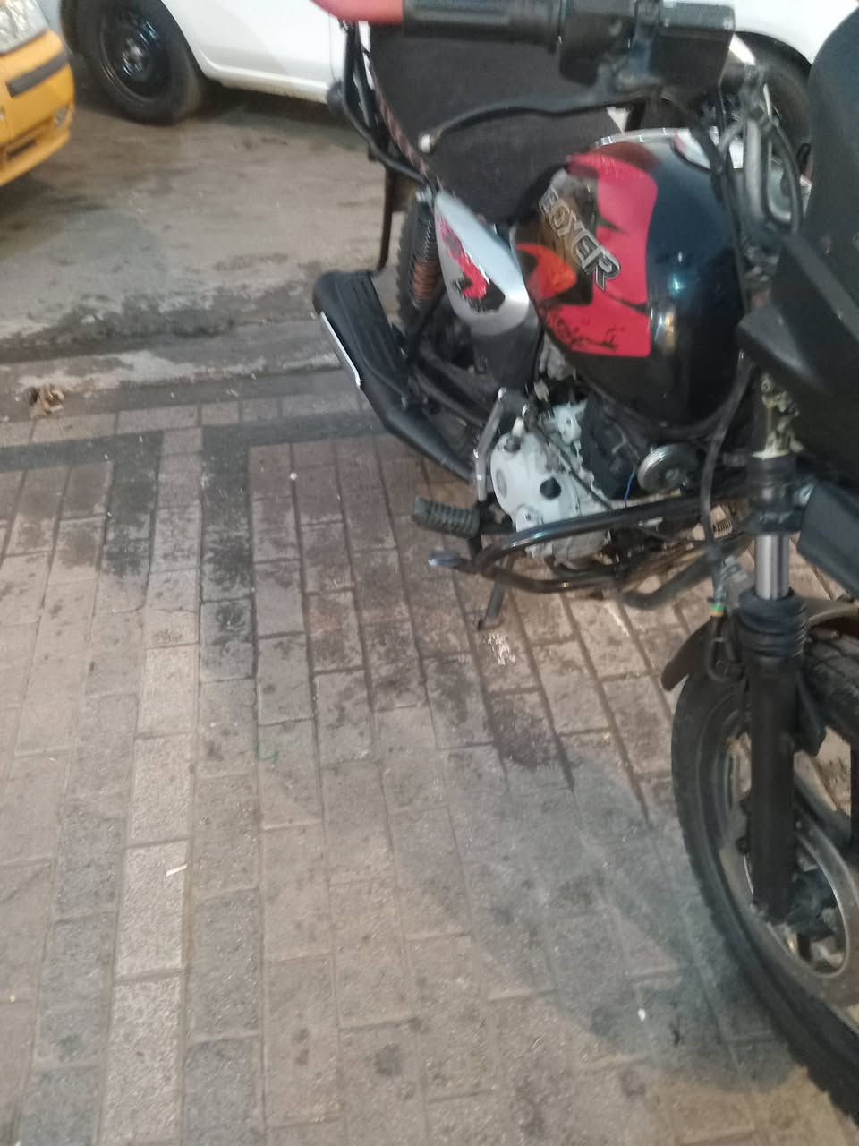 سلام عليكم دراجه بوكسر موديل 21
بيه تبخير خفيف ودراجه ما بيه ارواق سعر 775 مستعجل 
على بيعته مكاني بغداد مدينه الصدر ***********
