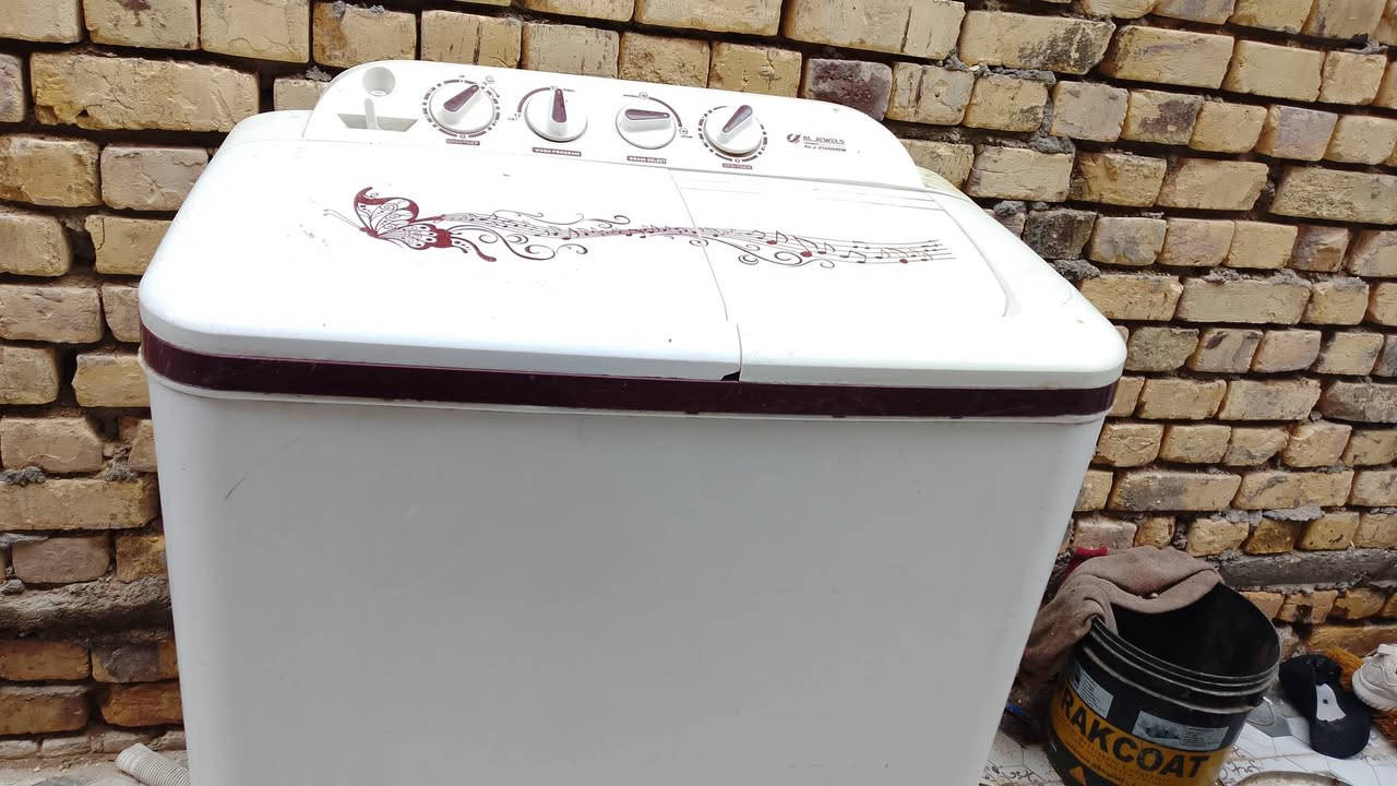 غساله للبيع نضيفه شرط الشغل مكان سومر السعر 50
***********
