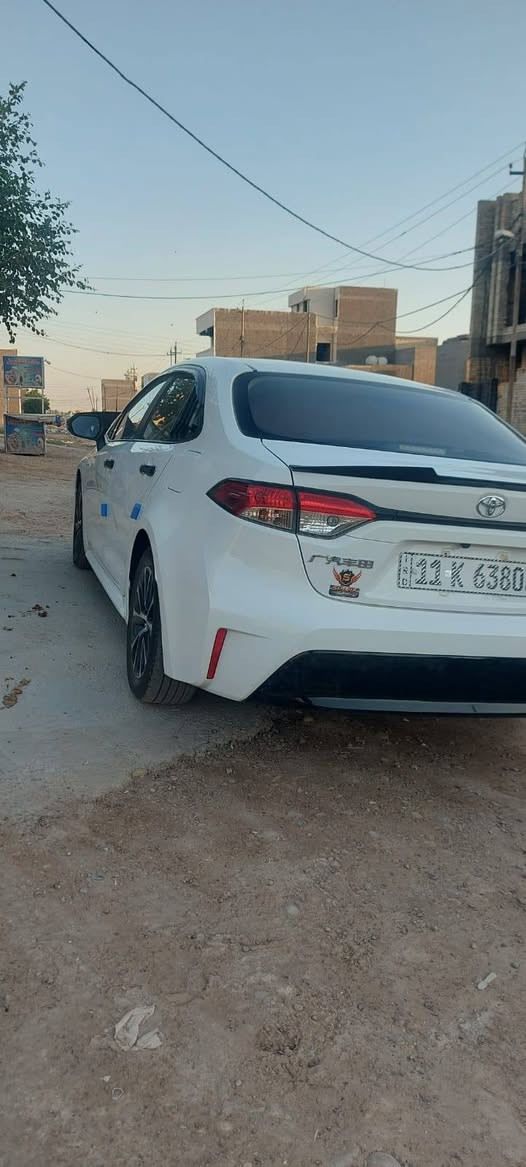 كورلا هايبرد للبيع طبعاً ميحتاج نحجي هيه تسولف عن نفسها بس للميعرف مواصفاتها
كورلا هايبرد 2025ماشيه 10000الف (كهرباء+بانزين) 
🔻رقم بغداد تحويل ثاني يوم 
🔻مكاني بغداد 
🔴سلايد فتحة
🔴بصمة
🔴دخول ذكي
🔴كامره خلفية 
🔴رادار
🔴ابل كار بلي
🔴نظام تحكم ستيرن
🔴نظام تحديد مسار
🔴توقف ذاتي
🔴اوتو هولد
🔴جام اوتو
🔴قطعتين تبريد
🔴شاشة كبيره  
🔴كشنات مخمل 
🔴سايد بريك بصمة

السعر١٥٥ ورقه وبيها مجال حك الجيه للاستفسار الاتصال على ***********
