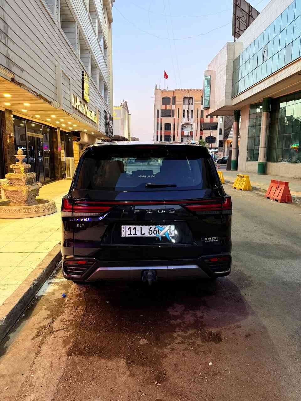 سلام عليكم
البيع الكزز

Lx600

موديل 2024

البلاتينوم ساز

ماشيه 11 الف

السيارة كفاله عامه بعده بحاله الزيرو

الاستفسار ***********
