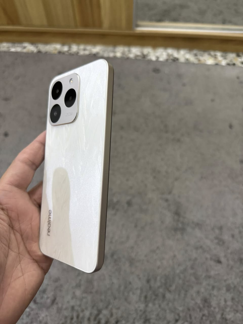 السلام عليكم
للبيع ريلمي 15T ذاكره 512 بدون ملحقات
نظافه 100% السعر 290 نهايته 
مكاني شارع فلسطين موجود توصيل


**إذا كنت صاحب هذا الإعلان وتريد حذفه لأي سبب، رجاءا أرسل رسالة إلى الدعم الفني**