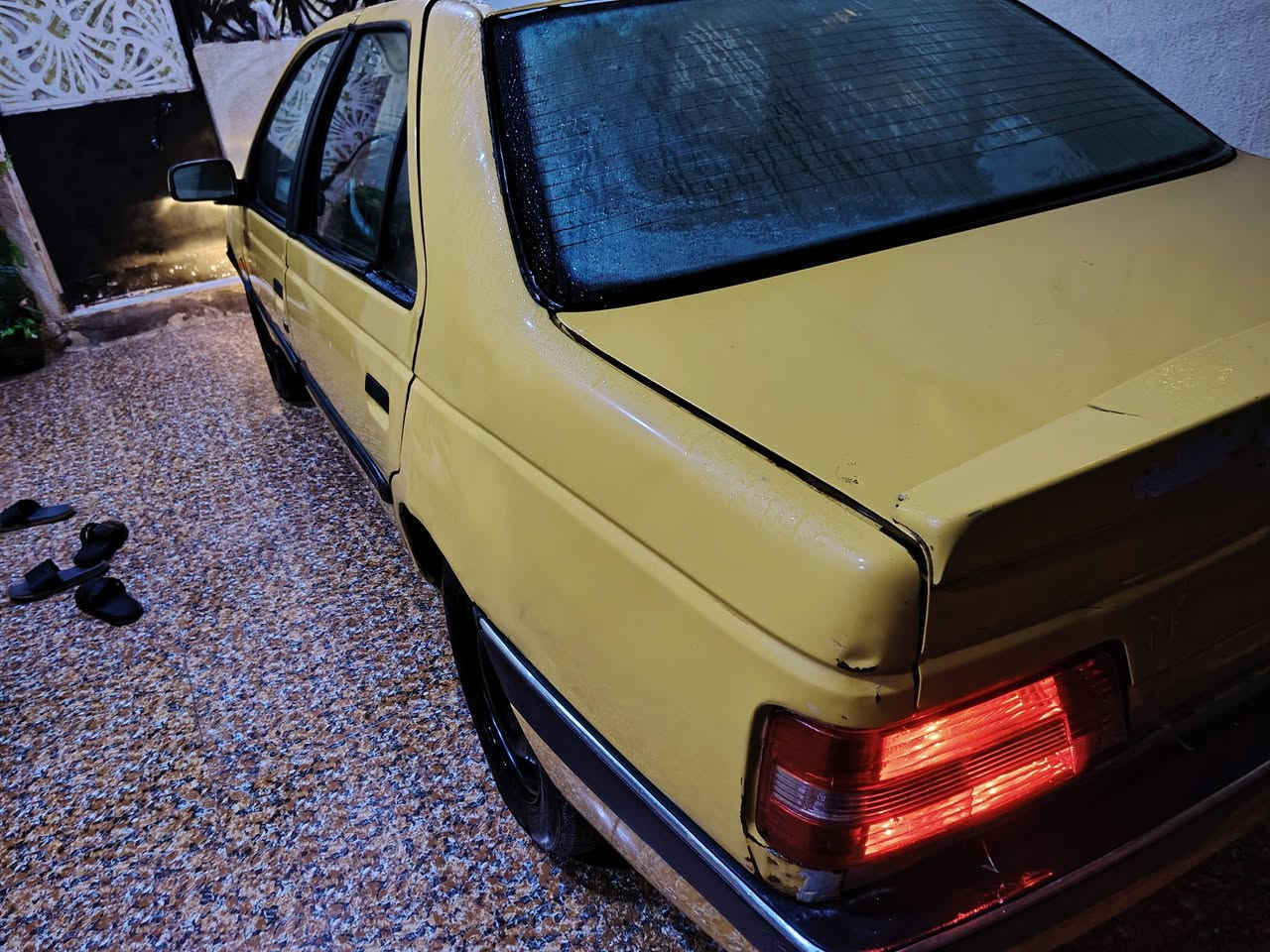 سلام عليكم بيجو لميس405 موديل 2016 كير ومكينه خير من الله سعر 22 وبيها مجال رقم ***********
