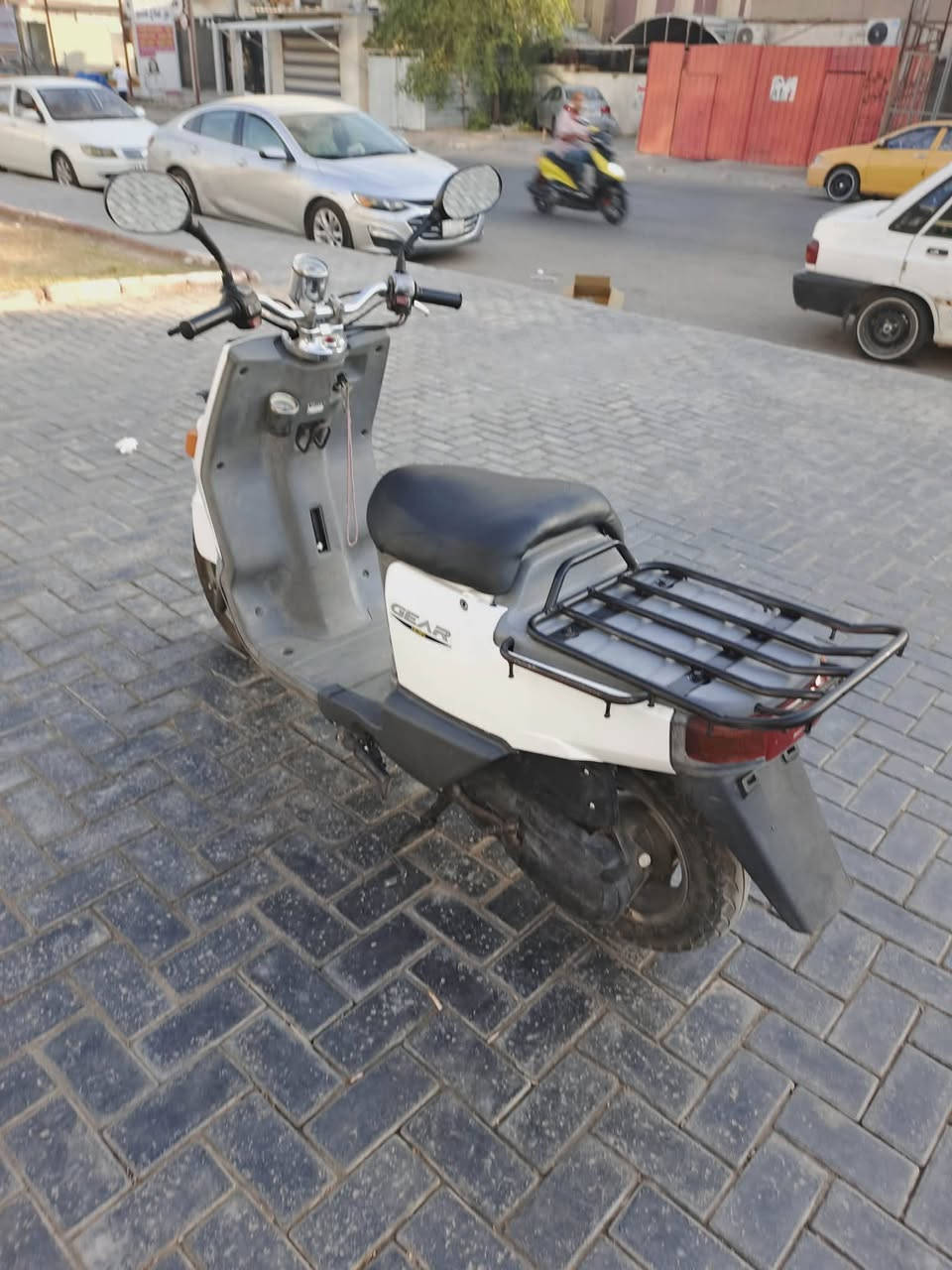 دراجة بيكم حديث كلاسك للبيع مال رمبه بلاديه محرك ناعم سلف هندر كهربائيات كلهه شغاله زوج تايرات جدد دراجه مال بيت  بالعافية على الياخذه اوراقهه موجوده السعر 425 العنوان حي اور 
الرقم *********** الشراي يتصل
