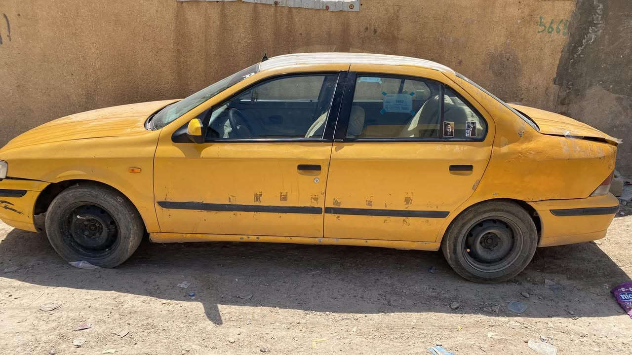 سمند ٢٠١٠ للبيع
مكينه وكير خير من الله (شرط) ترايك بصرة
تبريد كهربائيات كامله 
نواقص بسيطة 
كشر تعبان غرفة حلوه مرتبه
مكان بغداد
استفسار  ***********
