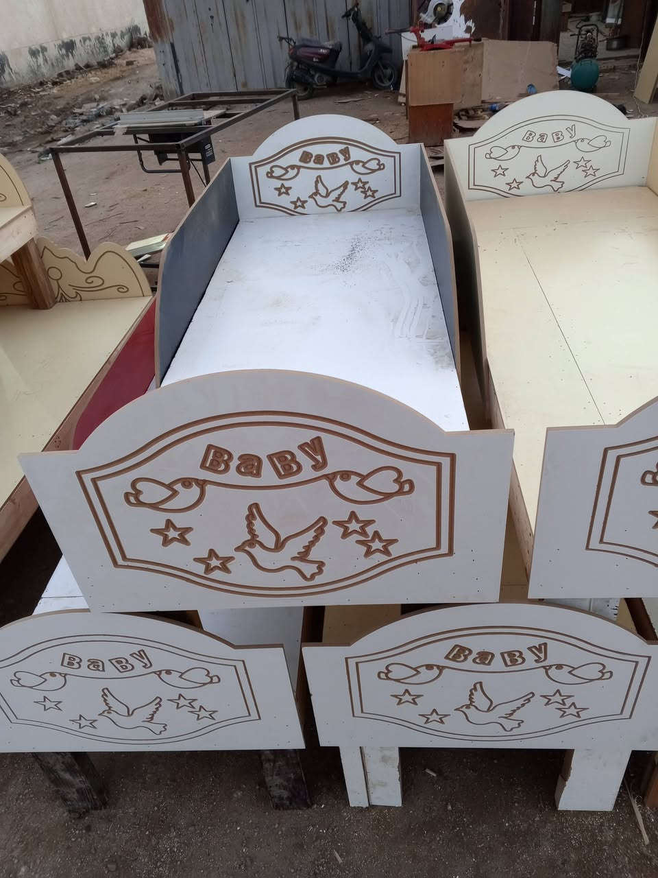 جرابي نفر كبار على 30 جرابي اطفال على 35 عنواني رميثة ***********
