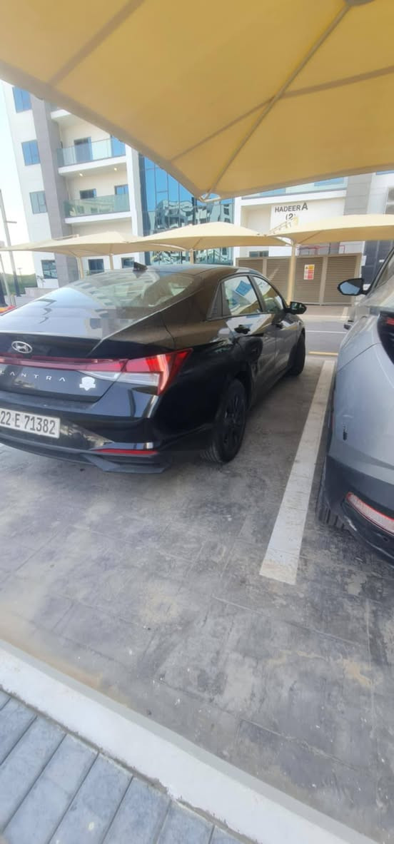 السلام عليكم النترا موديل21 سياره خير من الله مواصفات بصمة رادرات كامرة خلفية تحكمات السيارة  حادثها مرفق بالمنشور مع السونار ماشية 76 كيلو متر  كلشي موضح بل منشور ترهم مراوس اوبيع حسب القناعة السعر 137 بغداد قرب معسكر التاجي ***********...***********
