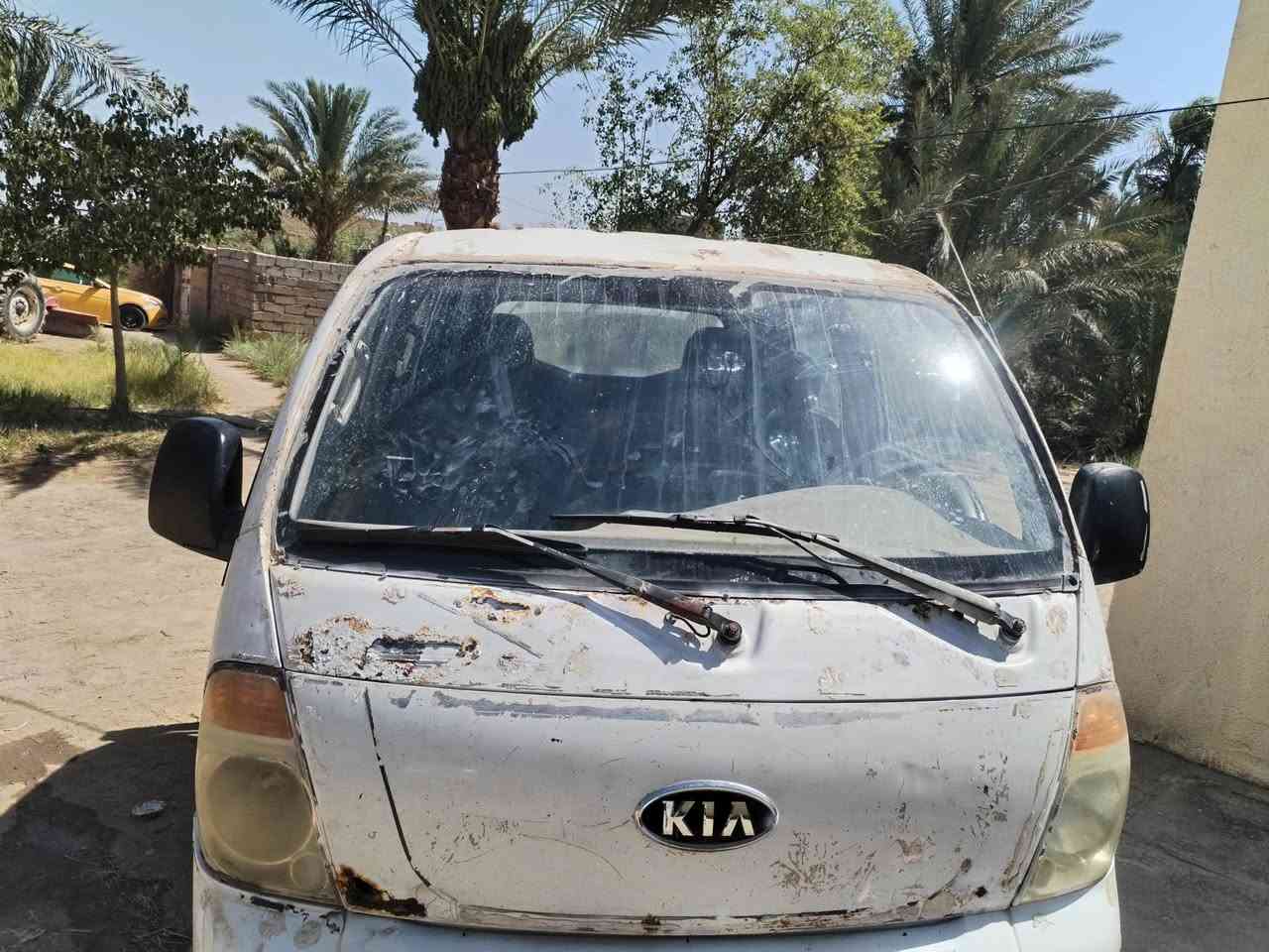 كيا بنكو حمل ٢٠١٢ مكينه ٣٠٠٠ جديده عوزه ترتيب سياره رقم أربيل بدون تحويل
سعره ٣٥ ورقه ***********
