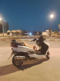 ماجسته • تاير وراه جديد • يدات معطلة