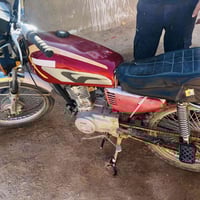 دراجة تايكر • أوراق