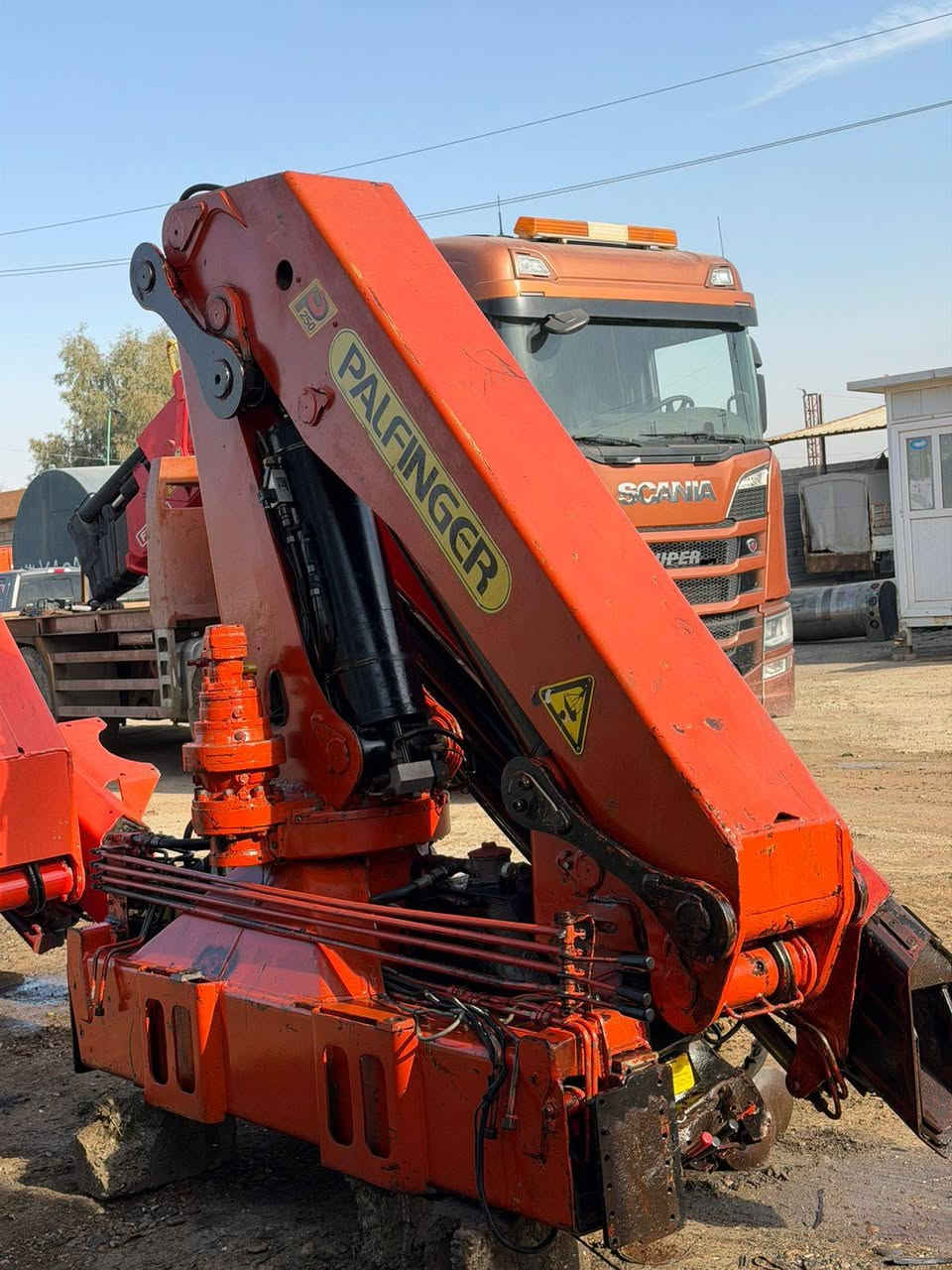 للبيع كرين بافنكر حجم25000
9طن اوربي مامشتغل بالعراق 

٣سلايت دهن

رجلين مخالف دبل سلايت

مكفول من كسر وفطر ولحيم 

سعره 145

***********

***********

مكان الكرين كركوك مفرق شوان قرب مطعم ميديا
