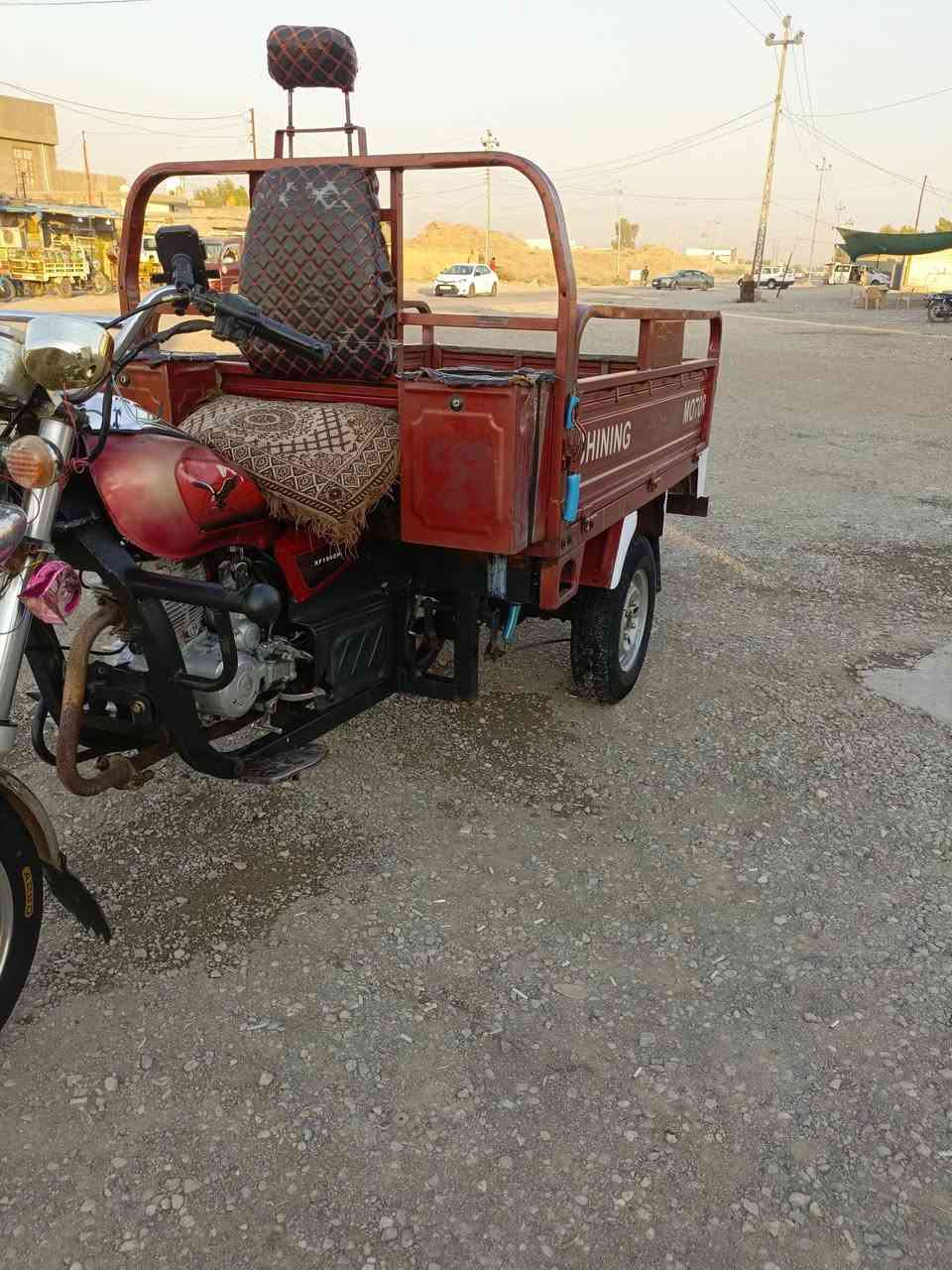 الي مو شراي يطلع كبل 
سلام عليكم ستوته البيع فحل عالي شاخوان موديل 20 ستوته مكفواله كفاله عامه كهرباء كله شغال ركبه شاصي مكفواله من الحيم مكينه خير من الله اوراق كامله سعر خاص مكاني منصوريه الجبل ديالى صدور رقم الهاتف ***********
