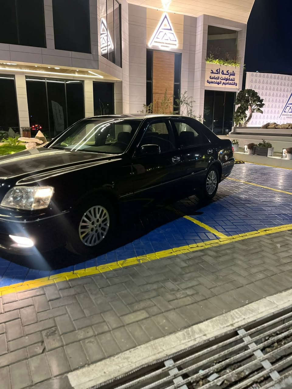 سلام عليكم ملكه كفاله عامه مكينه ففتي فيشتين سياره جهازه من كلشي بيه موعد حجز بشهر 4 بسمنه تبريد حداده تخم تاير السعر 75 وبيه مجال الشراي مامتواجد ع نت ***********
