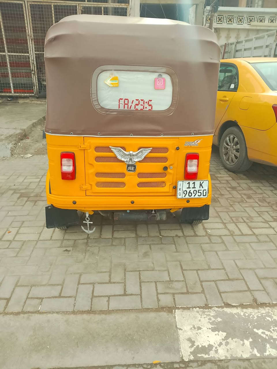 السلام عليكم مكلف بلنشر تكتك 2018 شهر 10, رقم وسنويه تحويل ثاني يوم مصبوغه عام للجماليه تخم تاير جبلي دوشمه كوستر كاعيات مكينتهه لاتنقيص لاتبخير  مكاني بغداد مامتواجد عل الفيس اتصال ***********, تكتك حلوه مال عيشه
