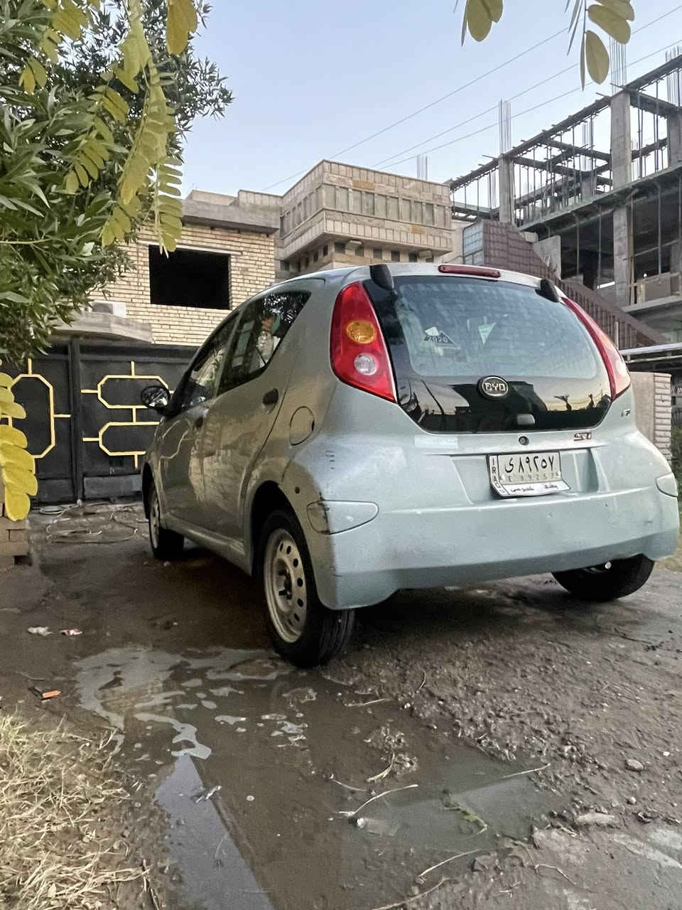 السلام عليكم للبيع سياره بي واي دي FOموديل 2013 رقم بغداد بسمي السياره مكفوله كفاله عامه لا ضربه لا صبغ خير ﻣــﮧـَِن ﺂٌٍݪݪـُـه  تحول ثاني يوم السعر 30 وبيه مجال شي بسيط***********
