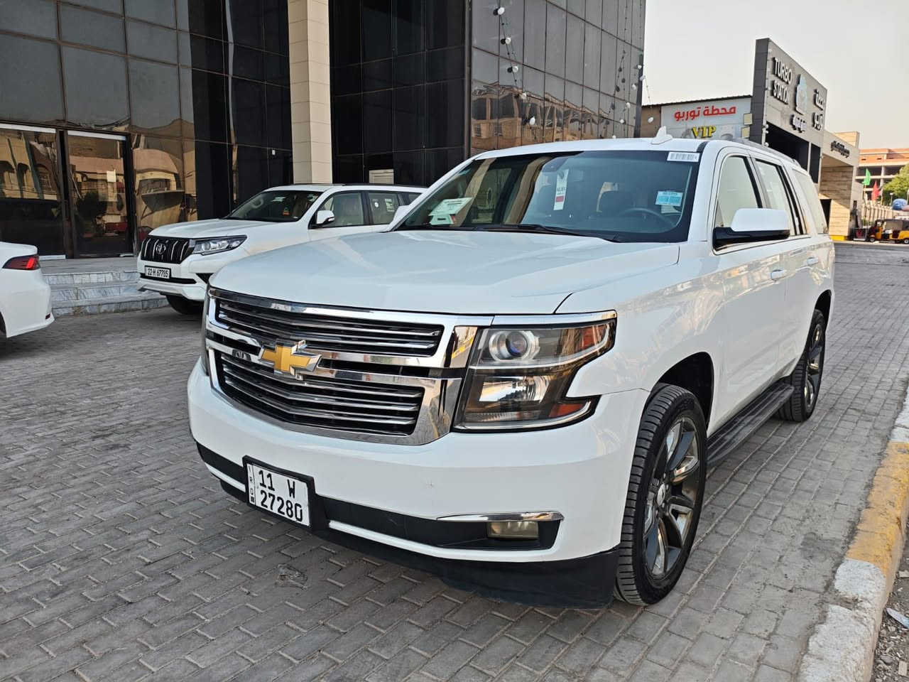السلام عليكم تاهو 2018  LT  سعرها 238 ورقة رقم بغداد بسمي هزه وسنويه جديده بيه بنيد معه جاملغ بدون دواخل سيارة جديدة محرك كير مكفولات صدر امامي خلفي جديد تخم تاير جديد للاستفسار *********** السعر 238 ورقة مكان بغداد
