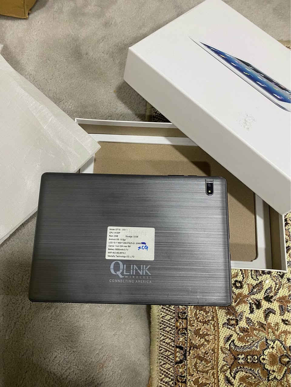 تابلێتی Q-Link مۆدێل DT10 بۆ فرۆشتن
شاشە: 10.1 ئینج IPS (قەبارە گەورە و ڕوون)
سیستەم: ئەندرۆید 13 (وەشانی نوێ).
میمۆری: 32GB (پشتگیری میمۆری دەرەکی دەکات).
ڕام: 2GB.
پاتری: 5000mAh (بۆ ماوەیەکی باش بەرگە دەگرێت).
پەیوەندی: وایفای 6 و بلوتوز 5.2 (خێراییەکی باشی هەیە لە ئینتەرنێت).
تێبینی: زۆر گونجاوە بۆ خوێندنی ئۆنلاین، یوتیوب، و بەکارهێنانی سۆشیاڵ میدیا.

نرخ: [٠٠٠ ٣٥]
شوێن: سلێمانی. السليمانية, العراق


**إذا كنت صاحب هذا الإعلان وتريد حذفه لأي سبب، رجاءا أرسل رسالة إلى الدعم الفني**