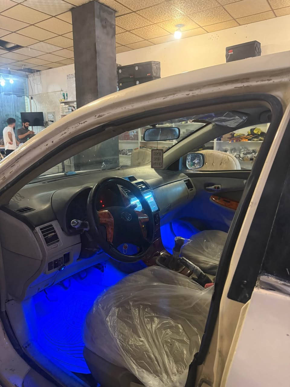 بيكاشؤ 2009 
13 ورقة غرامة عيزامة بة عام ددةين جةپي پيشو پشتي هةية نرخي يةك شةدةو معامةلة كةم *********** أربيل, العراق

