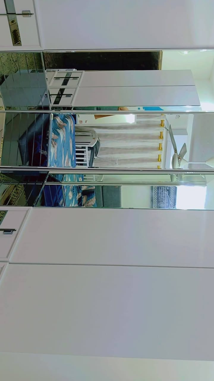 سلام عليكم اخوان غرفه نوم تركي لبيع نضيفه كلش الي يريده يتواصل على الرقم ***********
