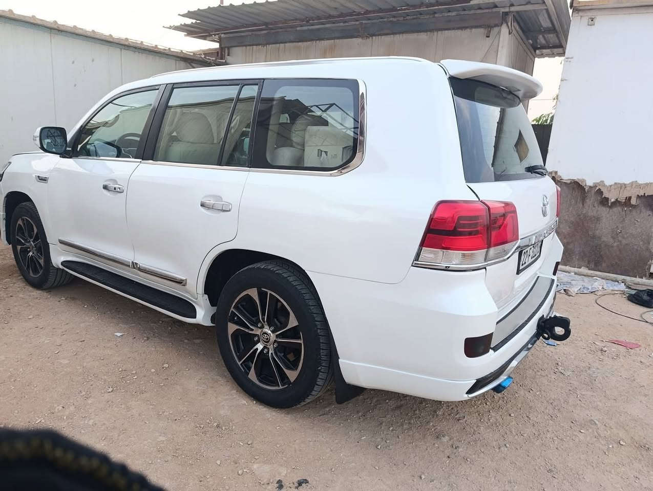 لاندكروز 2009 اربيل محدثه 2021 بسمي مباشر  سياره جاهزه من كل النواحي مصبوغه عام  السعر 275وبيه مجال هاتف ***********
العنوان النجف الاشرف
