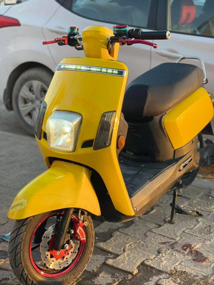 السلام عليكم/ دراجه شحن كله شغال كامله مابيه كل نقص كل شغال  بصمه الشراي يتصل 
***********
