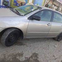 كورلا بكاتشو 2001 محرك 1800المرغوب سيارة تبريد ويه السويج داخل كاش نضي...
