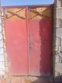 باب • متر وربع • ارتفاع مترين
