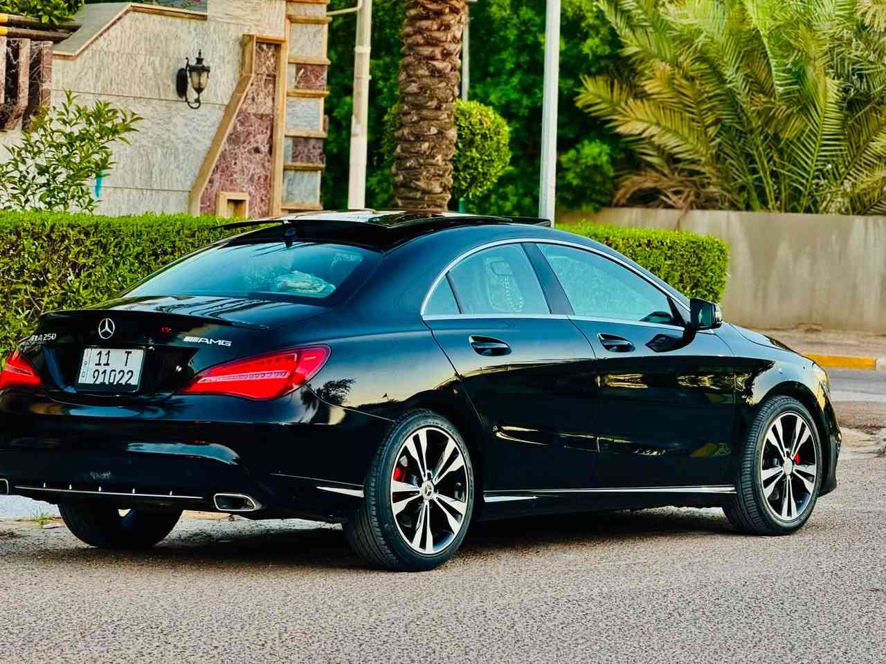 السلام عليكم ! بيع مستعجل ؟ ارخص مارسدس
mercedes 

‏Cla 250  

ارغب حجم بهذا النوع 

موديل 2016 ب اسمي 

السعر :  135 $ وبيه مجااال 

اتصال :  ***********

سياره بي كلير البنيد وجاملغ ؟ بدون دواخل ؟ سونر مرفوق 

محرك ٤ سلندر بانزين تيربو 

كفاله محرك كير صدر  

داخل  اسود وابيض مميز رياضي

وياله بلاد المرغوبات 

شاشه كبيره 

اناره داخليه متعدده 

مثبت سرعة cruise

بصمه 

بنراما 

شفتات سترين  

اناره داخليه ١٣ لون 

سستم صوت مميز 

حساسات 

كشنات هيتر 

كشنات خزن ميموري 

مكانها  (( بغداد )) 

مكينه و كير كفاله  بدون اي عيب سيرفس كامل

و بالعافية على اللي ياخذهه 🙏
