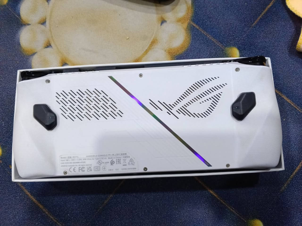 *********** السلام عليكم هذا الجهاز للبيع سعر 550 نظافه 100% ذاكرتي 512
