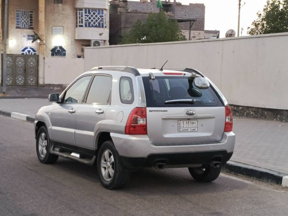 السلام عليكم ***********
كيا سبورتج 
مديل 2009 
بيها قطعتين صبغ جاملغ وباب صفحة العبري والباقي كفاله مكينه وكير وتبريد وحداديه خير من الله تحويل ثاني يوم سعرها 88 وبيها مجال حك الجيه مكاني بصره مامتواجد بلنت اتصل وتدلل *********** البصرة, العراق
