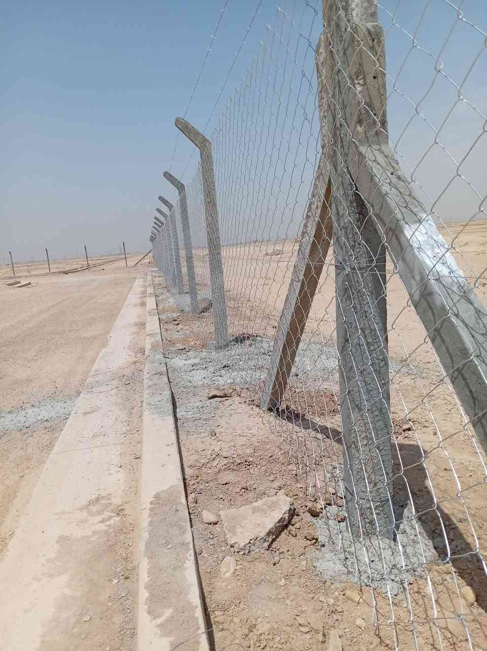 1_مستعدون كافه التجهيزات للعمل ونصب اسيجه الابيارسي جادر وبدون جادر نوعيات الابيارسي يوجد لدينا كادر متخصص للعمل ونصب اسيجه الابيارسي والأسعار تبدأ من ٥ الف فصاعدا حسب مواصفات الشغل والمساحة والمحافظة...........  ينحسب متر طول فقط.         
                                                                  2_يوجد لدي عمل السياج الابيارسي العشبي التركي ارتفاع مترين شغل درجة أولى والأسعار تبدأ من ١٥ الف فصاعدا ينحسب متر مربع حسب مواصفات الشغل والمساحة للاستفسار الاتصال على أرقام التالية
*********** واتساب
*********** واتساب
