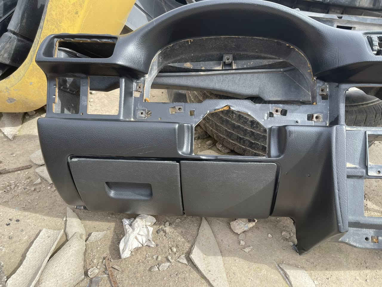 دشبول اوبل فكترا جديد السعر 50الف بي مجال  ***********
