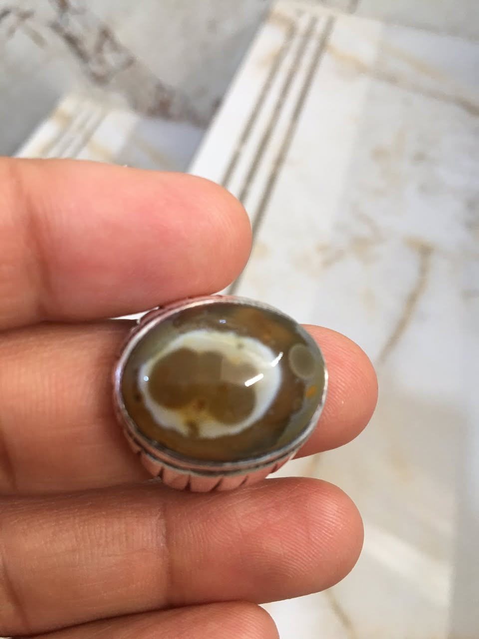 تحفه من نوادر سليماني دهن ودبس ومعطف قديم وصياغه فظه يدوي ثقيله السعر ٢٠٠ الف عنواني السماوه


**إذا كنت صاحب هذا الإعلان وتريد حذفه لأي سبب، رجاءا أرسل رسالة إلى الدعم الفني**