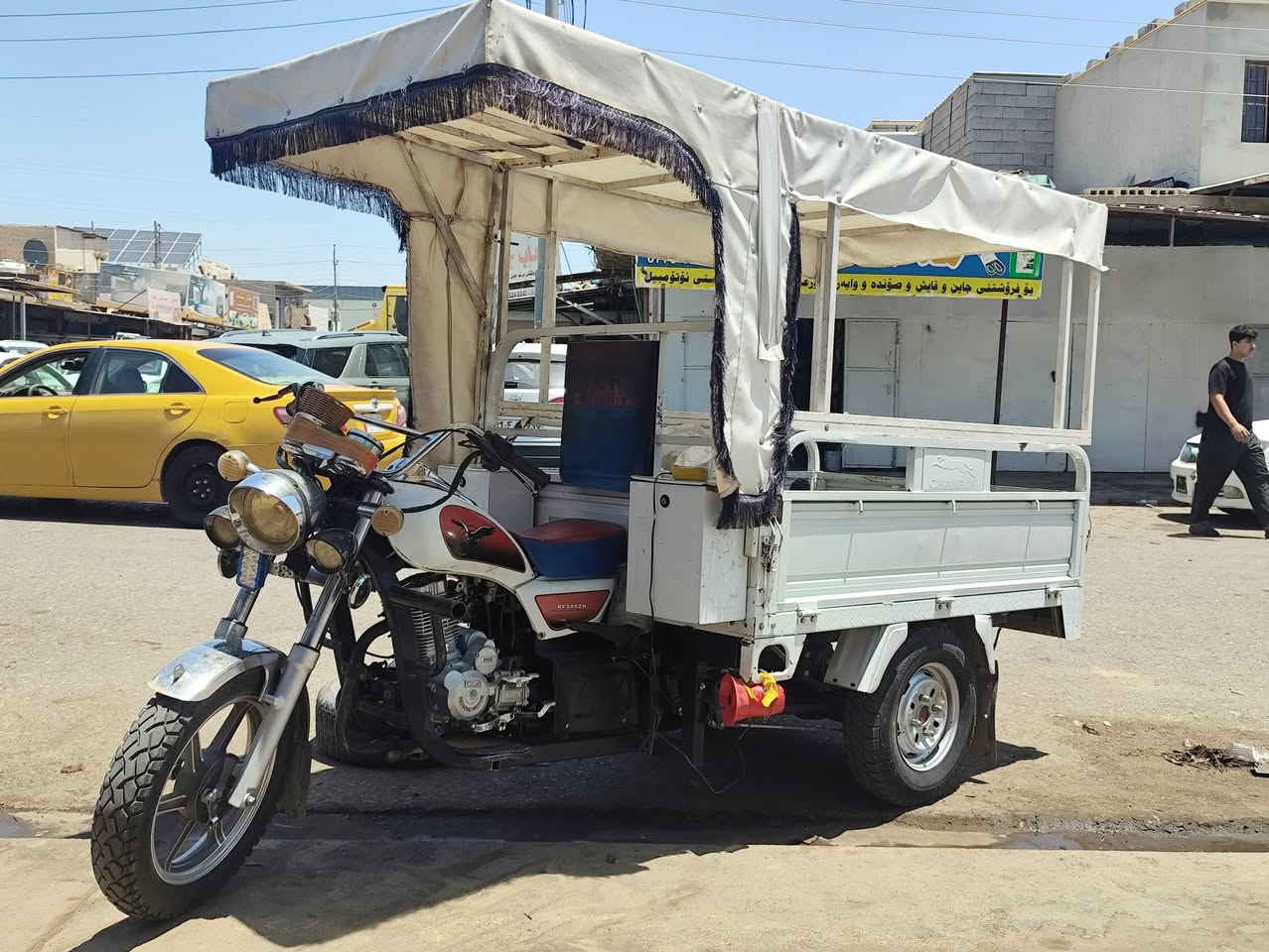 بەناوی خوای گەورەومهرەبان
مۆدیلی 2022مانگی 11دەرکراوە 
مەکینە200 کەپری بەقاڵی جوانی بوکراوە مەزبووت
سێ تایەیی لوکی لەسەرە 
کارەبای و اکسڵ وکیربوکس بشرت
پلیت و اوراقی بیلادیە شوین کەلار


**إذا كنت صاحب هذا الإعلان وتريد حذفه لأي سبب، رجاءا أرسل رسالة إلى الدعم الفني**