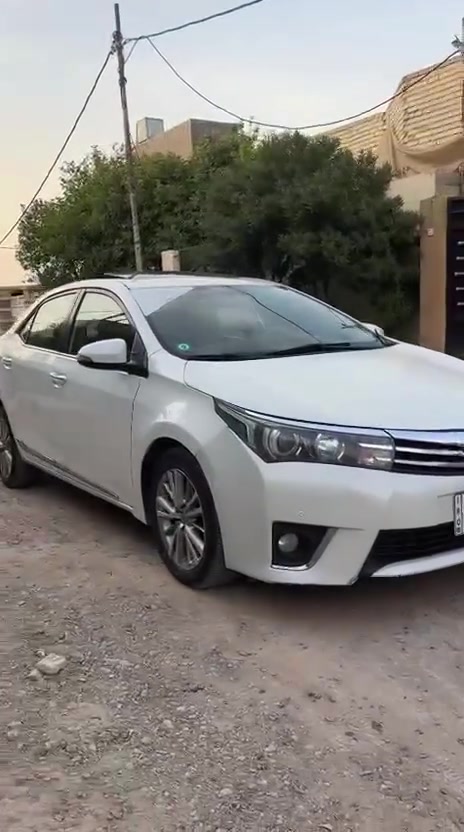 كورلا للبيع خليجي ١٤ السياره فول الفول مكينه ٢٠٠٠ فتحه بصمه حساسات خلفي امامي مري شفط كامره دواره جنطه كهرباء كشنات جلد لدات سياره واحد علا واحد بيه بنيد صبغ فقط السعر ١٣٨ وبيه مجال مكاني بغداد *********** ***********
